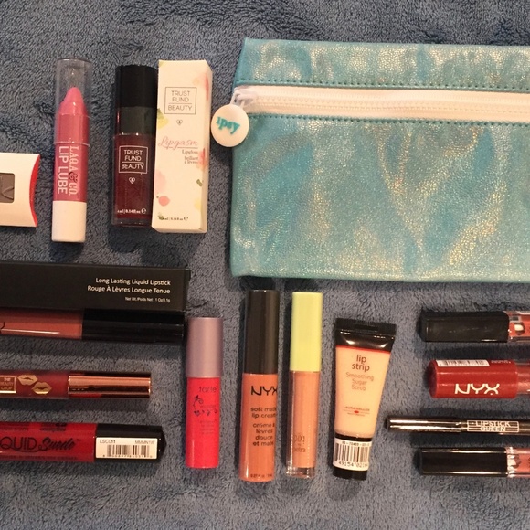Glamorous Lips New Quality Brands 15 Items Nwt